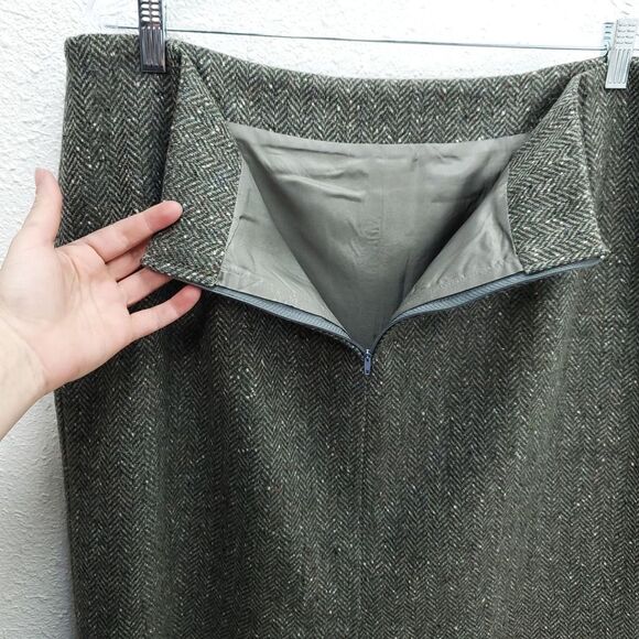 TRIONA Women's Size 100% Pure New Wool Chevron Suit Blazer Skirt Set - Picture 12 of 16